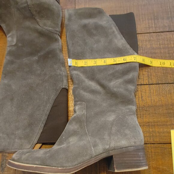 Lucky Brand suede boots  11 - Picture 7 of 7